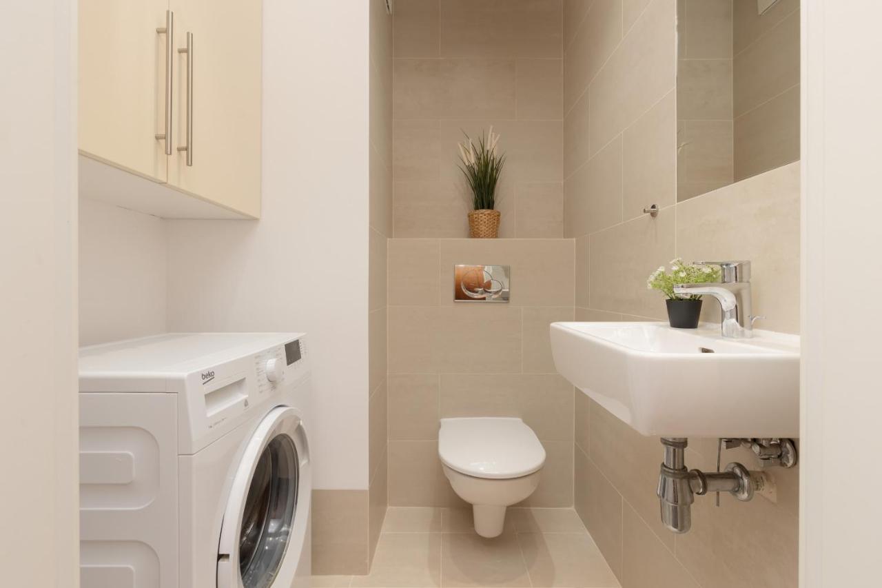 Leilighet Old Mokotow Spacious Two-bedroom By Renters Warszawa